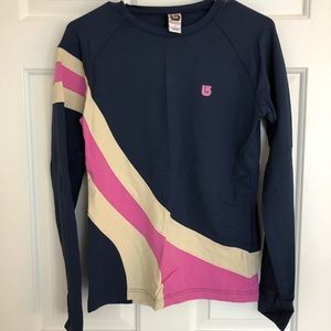 - Burton snowboard top #118